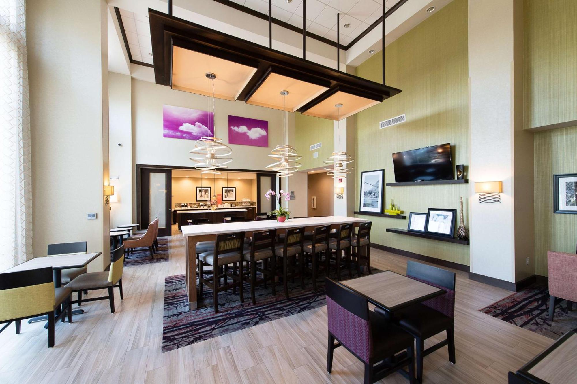 Hampton Inn & Suites Walterboro Exterior photo